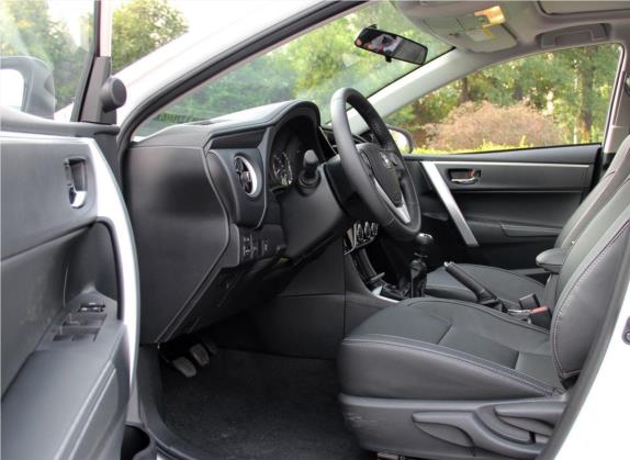 卡罗拉 2017款 改款 1.2T 手动GL-i真皮版 车厢座椅   前排空间
