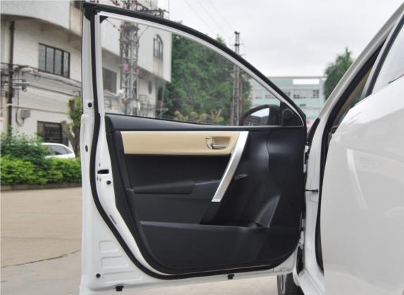 卡罗拉 2017款 改款双擎 1.8L E-CVT领先版 车厢座椅   前门板