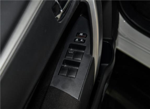 卡罗拉 2018款 1.2T S-CVT GL-i智辉版 车厢座椅   门窗控制
