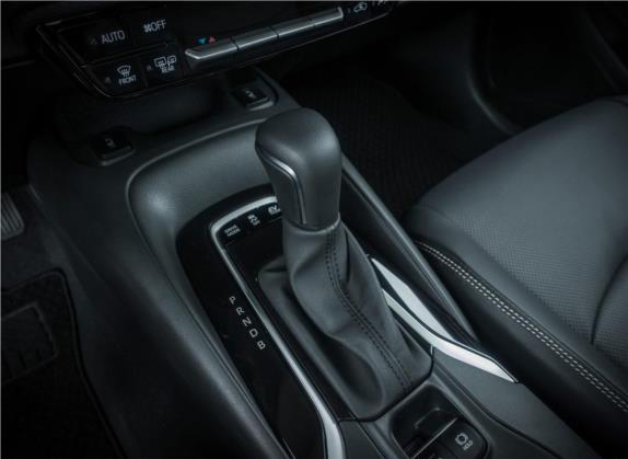 卡罗拉 2019款 双擎 1.8L E-CVT旗舰版 中控类   挡把