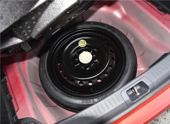 卡罗拉 2019款 1.2T S-CVT GL-i豪华版 其他细节类   备胎