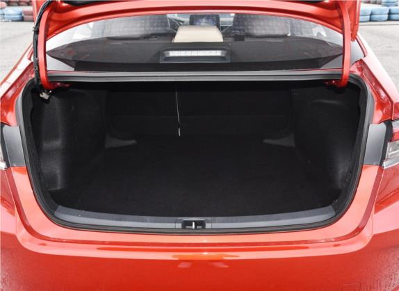 卡罗拉 2019款 1.2T S-CVT GL-i豪华版 车厢座椅   后备厢
