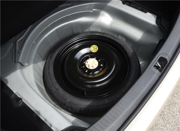 卡罗拉 2019款 1.2T S-CVT GL-i精英版 其他细节类   备胎