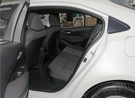 卡罗拉 2021款 双擎 1.8L E-CVT先锋版 车厢座椅   后排空间