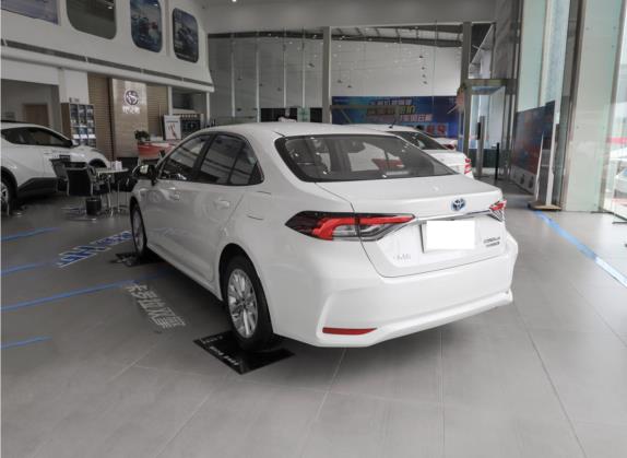 卡罗拉 2021款 双擎 1.8L E-CVT旗舰版 外观   斜后