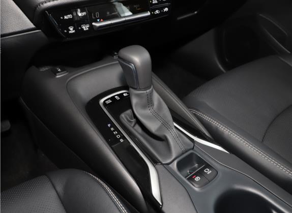 卡罗拉 2021款 双擎 1.8L E-CVT旗舰版 中控类   挡把