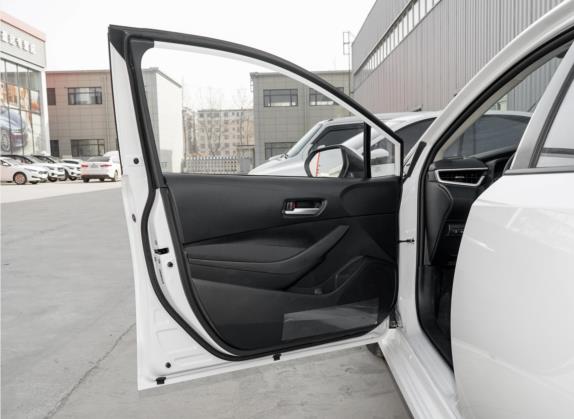 卡罗拉 2021款 TNGA 1.5L CVT精英版 车厢座椅   前门板