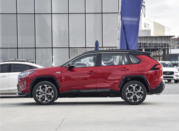 RAV4荣放双擎E+ 2021款 2.5L 四驱旗舰Pro 外观   正侧