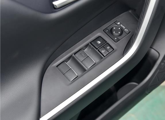 RAV4荣放双擎E+ 2022款 2.5L 四驱旗舰Pro 车厢座椅   门窗控制