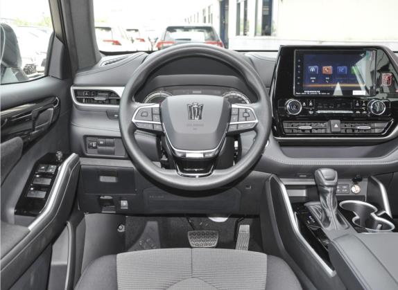 皇冠陆放 2022款 2.5L HEV四驱精英版 中控类   驾驶位