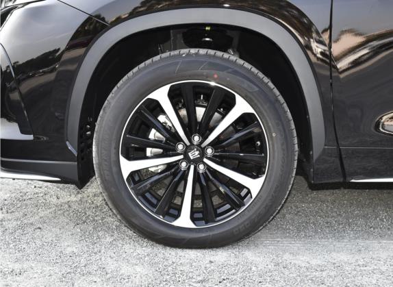 皇冠陆放 2022款 2.5L HEV四驱旗舰版 其他细节类   前轮