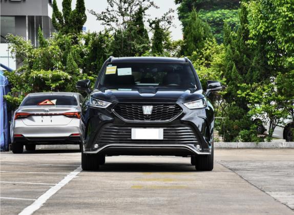 皇冠陆放 2022款 2.5L HEV四驱旗舰版 外观   正前