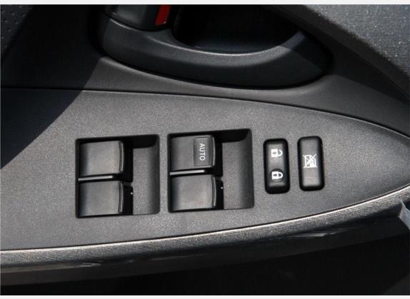 RAV4荣放 2009款 2.0L 手动经典版 车厢座椅   门窗控制