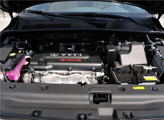 RAV4荣放 2011款 2.0L 自动四驱版 其他细节类   发动机舱