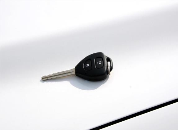 RAV4荣放 2011款 2.0L 自动四驱版 其他细节类   钥匙