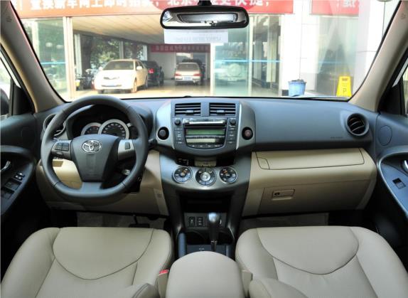 RAV4荣放 2011款 2.0L 自动豪华版 中控类   中控全图