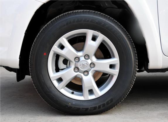 RAV4荣放 2011款 2.0L 自动豪华版 其他细节类   前轮