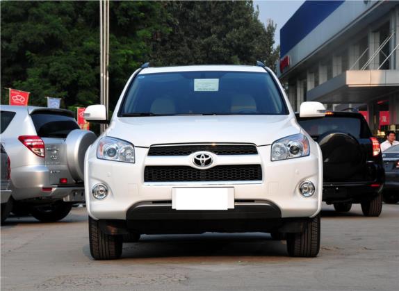 RAV4荣放 2011款 2.0L 自动豪华版 外观   正前