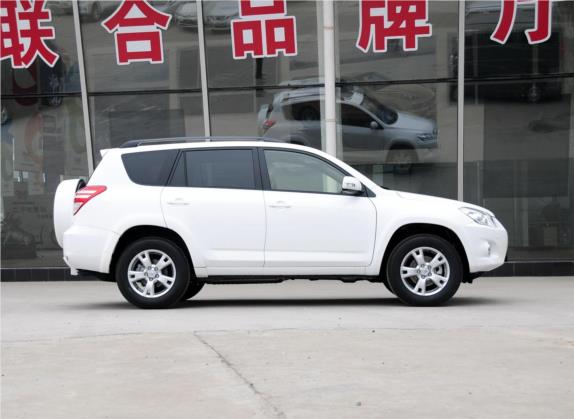 RAV4荣放 2011款 2.4L 自动四驱豪华版 外观   正侧