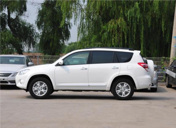 RAV4荣放 2011款 2.4L 自动四驱至臻版 外观   正侧