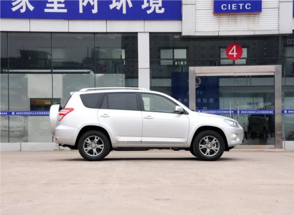 RAV4荣放 2012款 炫装版 2.4L 自动四驱豪华 外观   正侧