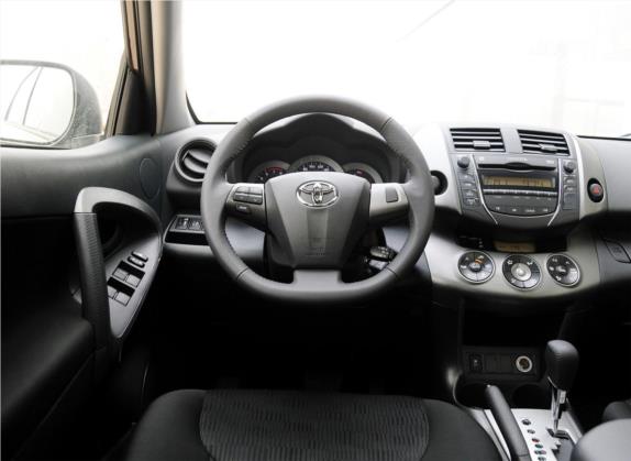 RAV4荣放 2013款 特享版 2.0L 自动经典 中控类   驾驶位
