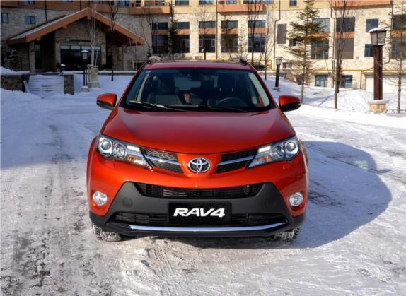 RAV4荣放 2015款 2.5L 自动四驱尊贵版 外观   正前