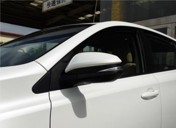 RAV4荣放 2015款 2.0L 手动两驱都市版 外观细节类   外后视镜