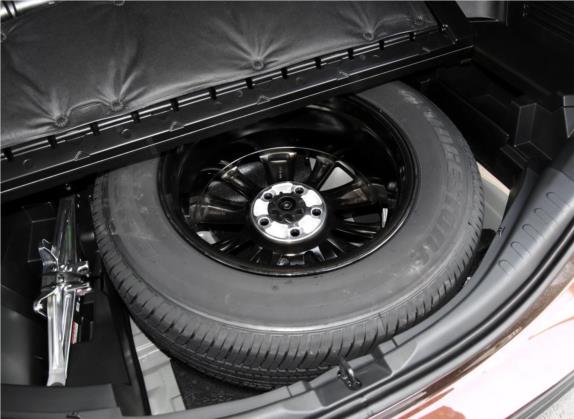 RAV4荣放 2016款 2.0L CVT两驱风尚版 国V 其他细节类   备胎