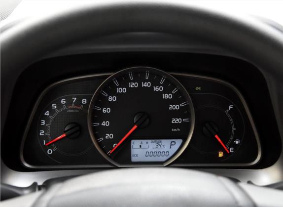 RAV4荣放 2016款 2.0L CVT两驱风尚版 国V 中控类   仪表盘
