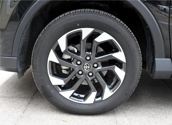 RAV4荣放 2016款 2.5L 自动四驱尊贵版 其他细节类   前轮