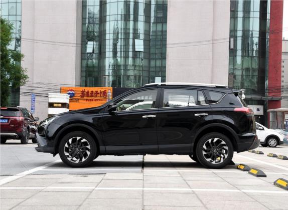 RAV4荣放 2016款 2.5L 自动四驱尊贵版 外观   正侧