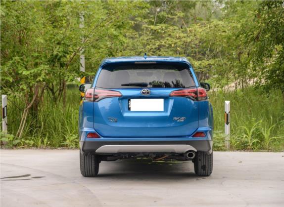 RAV4荣放 2016款 2.0L CVT四驱新锐版 国V 外观   正后