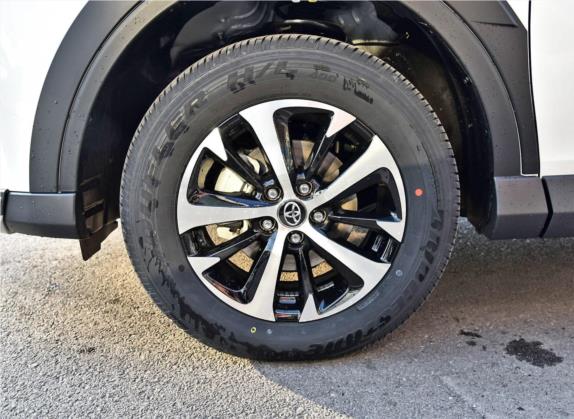 RAV4荣放 2018款 2.0L CVT两驱风尚X版 其他细节类   前轮