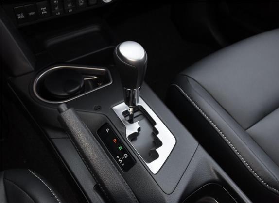 RAV4荣放 2018款 2.5L 自动四驱精英i版 中控类   挡把
