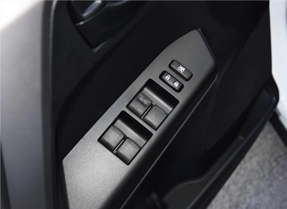 RAV4荣放 2019款 2.0L CVT两驱风尚X限量版 国V 车厢座椅   门窗控制