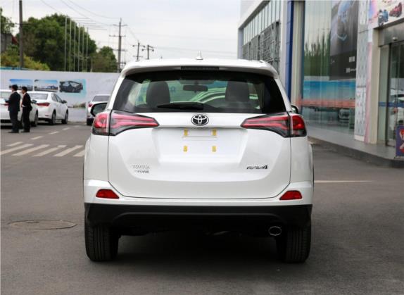 RAV4荣放 2019款 2.0L CVT两驱先锋版 国VI 外观   正后