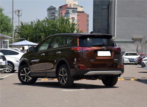 RAV4荣放 2019款 2.0L CVT两驱智尚版 国VI 外观   斜后