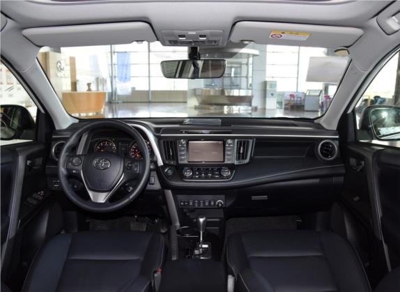 RAV4荣放 2019款 2.0L CVT四驱新锐版 国VI 中控类   中控全图