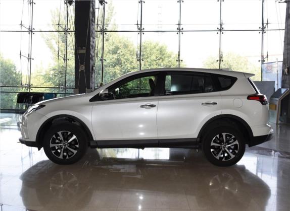 RAV4荣放 2019款 2.0L CVT四驱新锐版 国VI 外观   正侧