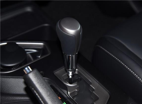 RAV4荣放 2019款 2.0L CVT四驱新锐版 国VI 中控类   挡把