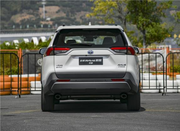 RAV4荣放 2020款 双擎 2.5L E-CVT四驱旗舰版 外观   正后