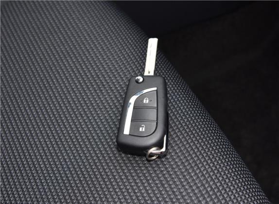 RAV4荣放 2020款 2.0L CVT两驱都市版 其他细节类   钥匙