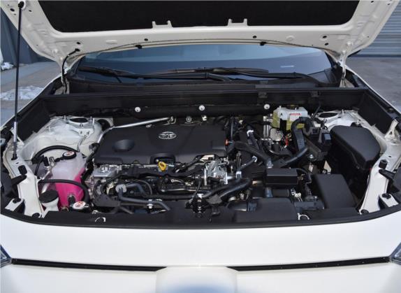 RAV4荣放 2020款 双擎  2.5L E-CVT两驱精英版 其他细节类   发动机舱