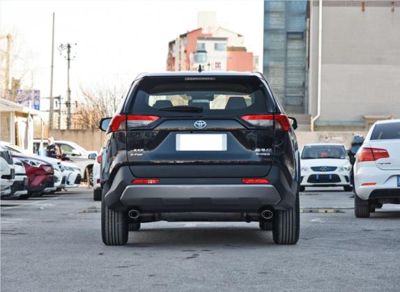 RAV4荣放 2020款 双擎  2.5L E-CVT四驱精英版 外观   正后