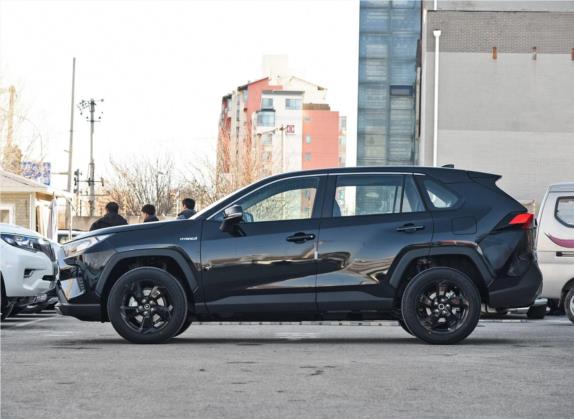 RAV4荣放 2020款 双擎  2.5L E-CVT四驱精英版 外观   正侧