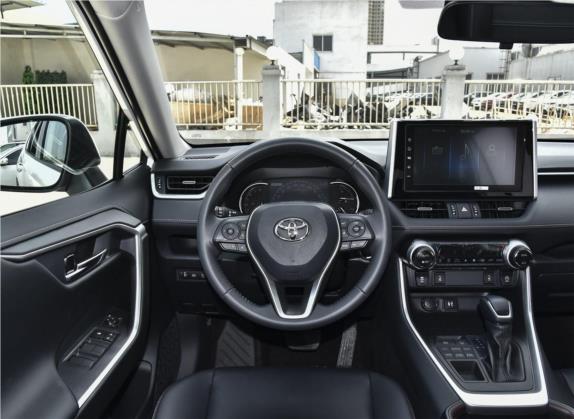 RAV4荣放 2020款 2.0L CVT四驱风尚PLUS版 中控类   驾驶位