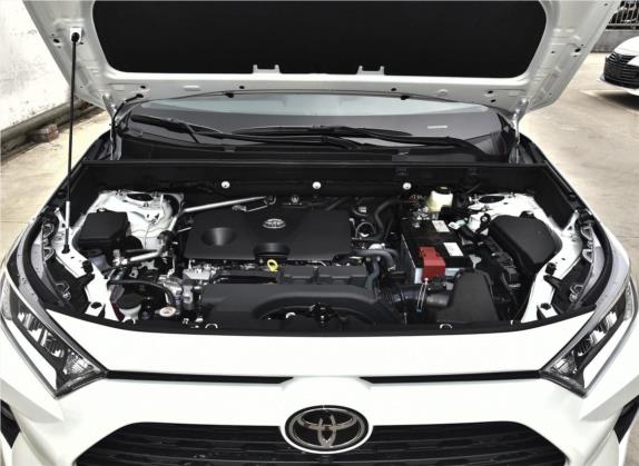 RAV4荣放 2020款 2.0L CVT两驱风尚PLUS版 其他细节类   发动机舱