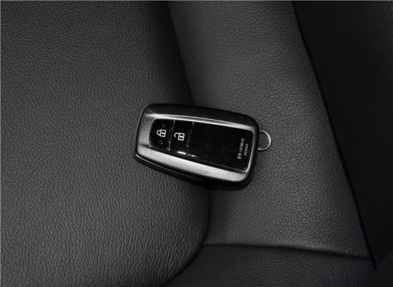 RAV4荣放 2020款 2.0L CVT两驱风尚PLUS版 其他细节类   钥匙