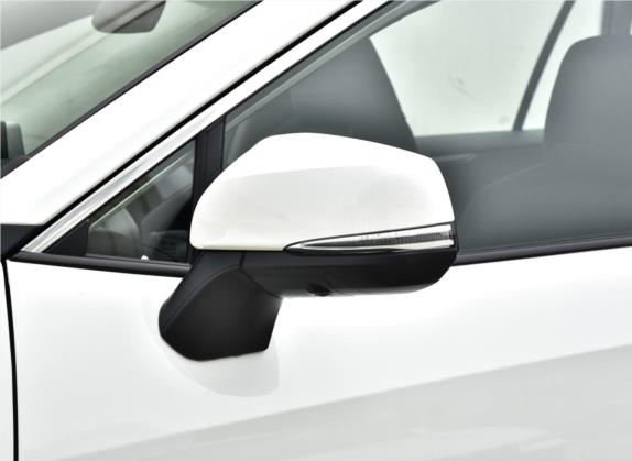 RAV4荣放 2020款 2.0L CVT两驱风尚PLUS版 外观细节类   外后视镜